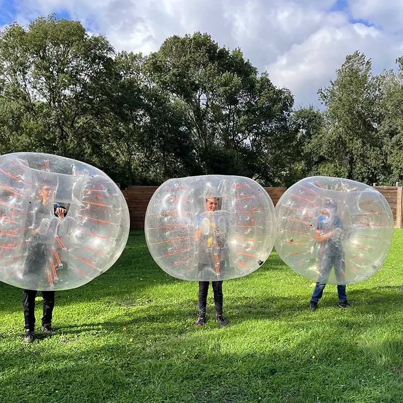 une mélée au bubble foot